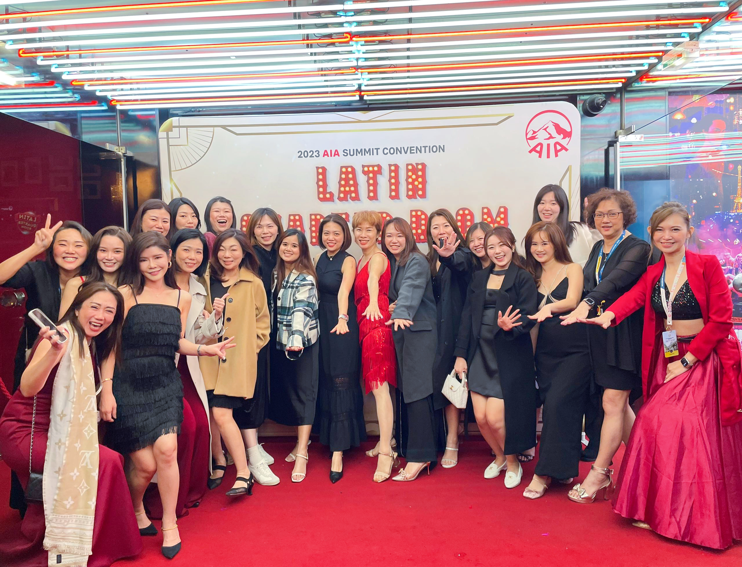 {"ARInfo":{"IsUseAR":false},"Version":"1.0.0","MakeupInfo":{"IsUseMakeup":false},"FaceliftInfo":{"IsChangeEyeLift":false,"IsChangeFacelift":false,"IsChangePostureLift":false,"IsChangeNose":false,"IsChangeFaceChin":false,"IsChangeMouth":false,"IsChangeThinFace":true},"BeautyInfo":{"SwitchMedicatedAcne":false,"IsAIBeauty":false,"IsBrightEyes":false,"IsSharpen":false,"IsOldBeauty":false,"IsReduceBlackEyes":false},"HandlerInfo":{"AppName":2},"FilterInfo":{"IsUseFilter":false}}